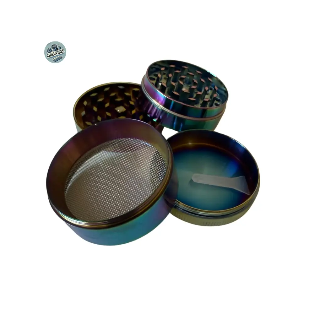 ChillVibes_Grinder_Métallique_ Holographique_Effet _Arc_en_ciel_Image_Carroussel1.webp